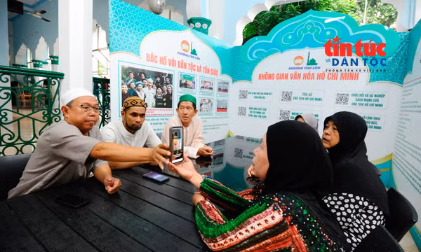 Những 'đại sứ' công nghệ trong cộng đồng dân tộc ở TP Hồ Chí Minh