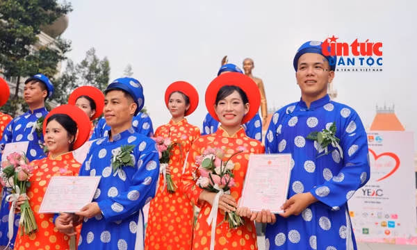  52 đôi uyên ương tham gia Lễ cưới tập thể tại TP Hồ Chí Minh
