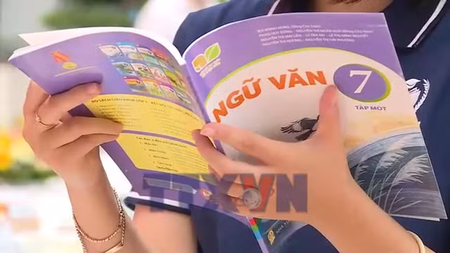 Dùng chung một bộ sách giáo khoa tạo đồng bộ