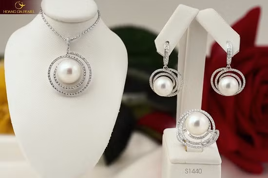 Bốn món quà ý nghĩa vừa tầm giá cho chị em trong ngày 8/3 ảnh 3