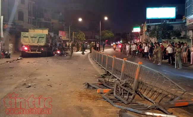 Tài xế xe ben tông 6 người ra trình diện ảnh 1