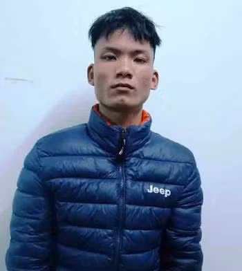 Xách dao đi chém người, bị đối phương chém nhập viện ảnh 1