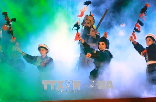 Tưng bừng lễ khai hội Đền Trần Thái Bình ảnh 2