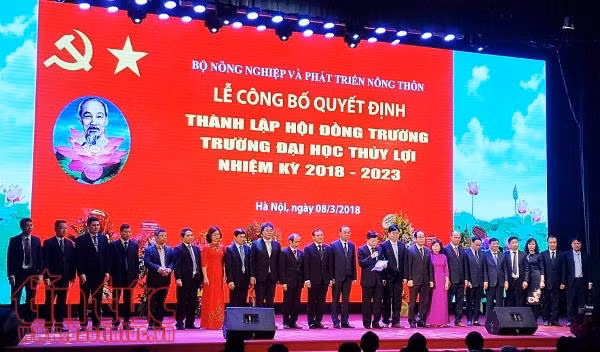 Trường Đại học Thủy lợi bổ nhiệm hiệu trưởng mới ảnh 2