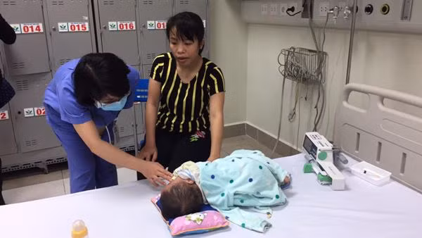 Xuất hiện nhiều bệnh nhân bị viêm cơ tim, sốc sau nhiễm vi rút ảnh 1