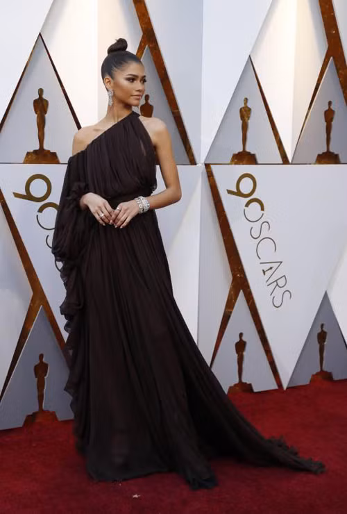 Dàn sao nữ xúng xính trên thảm đỏ dự Oscar ảnh 9