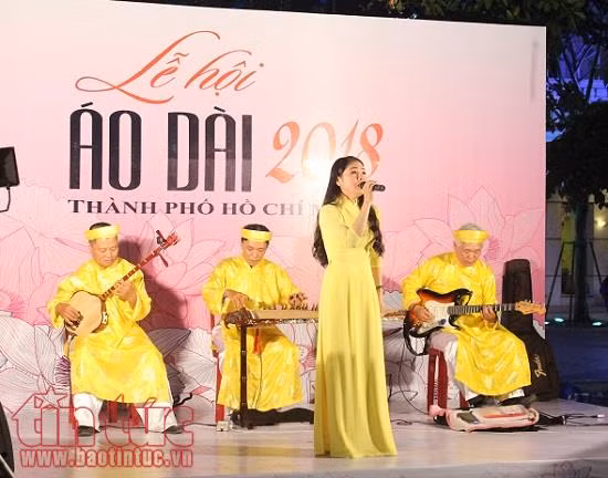 150 nghệ sỹ tham gia khai mạc Lễ hội áo dài TP Hồ Chí Minh lần 5 ảnh 2