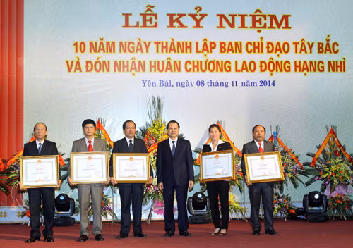 Tạo sự chuyển biến mạnh mẽ trong phát triển kinh tế, xã hội vùng Tây Bắc ảnh 2