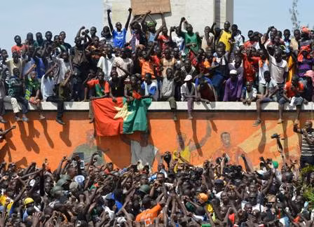 Tranh giành quyền lực sau đảo chính ở Burkina Faso ảnh 1