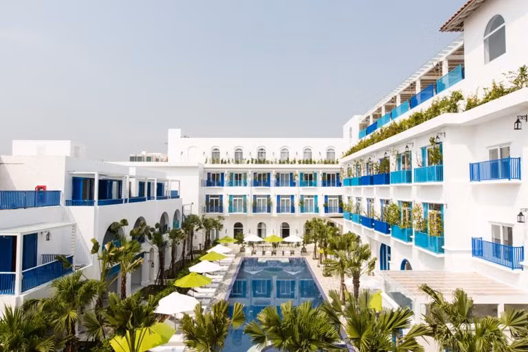 Ấn tượng resort sang trọng kiểu Santorini đầu tiên tại Đà Nẵng ảnh 8