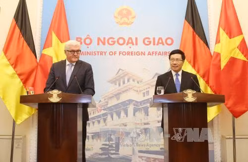 Bộ trưởng Ngoại giao Phạm Bình Minh hội đàm với Ngoại trưởng Đức ảnh 1