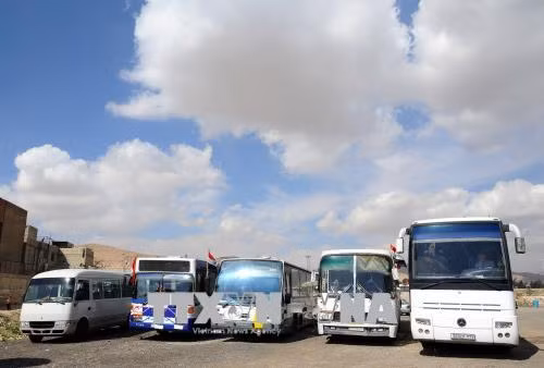 Quân đội Syria sơ tán dân thường khỏi Đông Ghouta ảnh 1