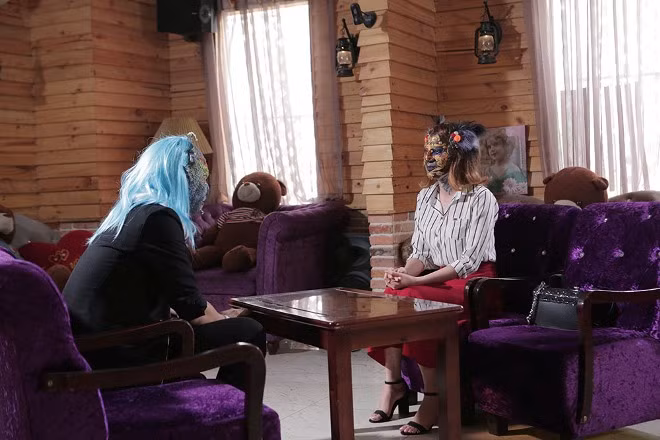 'Lựa chọn của trái tim': Từ chối hai trai tài để hẹn hò với chàng tài xế, rồi lại bỏ cuộc ảnh 5