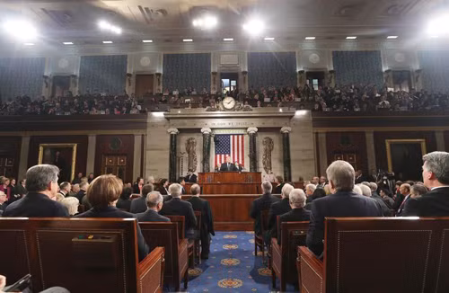 Hàng trăm nghị sĩ Mỹ ký thư hối thúc Tổng thống Trump trừng phạt Nga ảnh 1