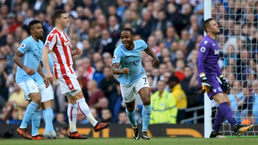 Man City áp sát ngôi vương ảnh 3