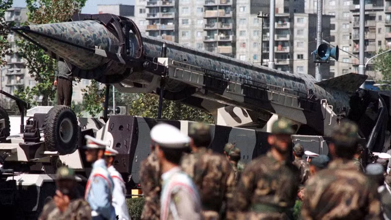 Iran tái khẳng định theo đuổi chương trình tên lửa ảnh 1