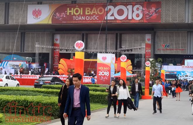 Sôi động Hội báo toàn quốc 2018 ảnh 6