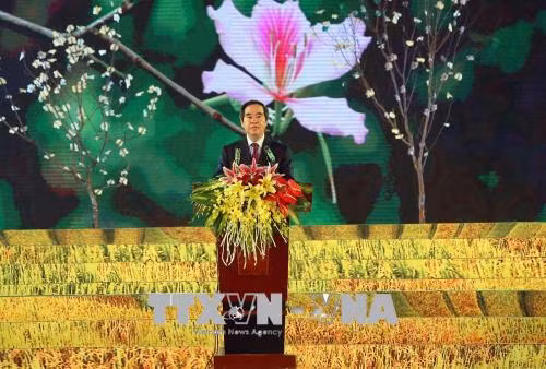 Lễ hội hoa Ban năm 2018 - tôn vinh các giá trị văn hóa truyền thống ảnh 1
