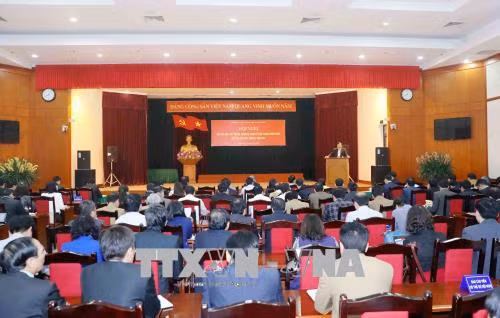 Khơi dậy sức mạnh tổng hợp để hoàn thành nhiệm vụ phát triển kinh tế - xã hội năm 2018 ảnh 1