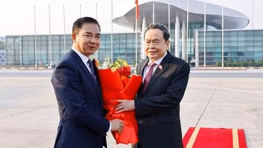 Bản tin ảnh sáng 11/10
