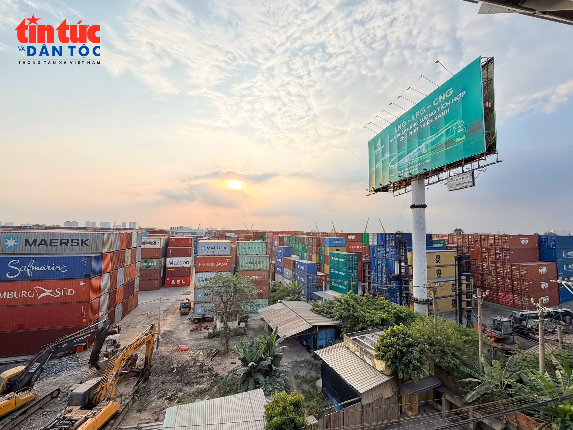 Xuất khẩu tăng mạnh, doanh nghiệp hưởng lợi chưa đồng đều.