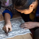 Nghề dệt truyền thống dân tộc Mông.
