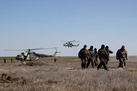 8.000 lính Ukraine tại Crimea xin gia nhập quân đội Nga ảnh 1
