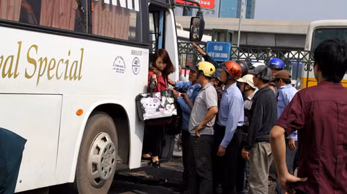 Lập đường dây nóng xử lý thông tin về an toàn giao thông ảnh 1