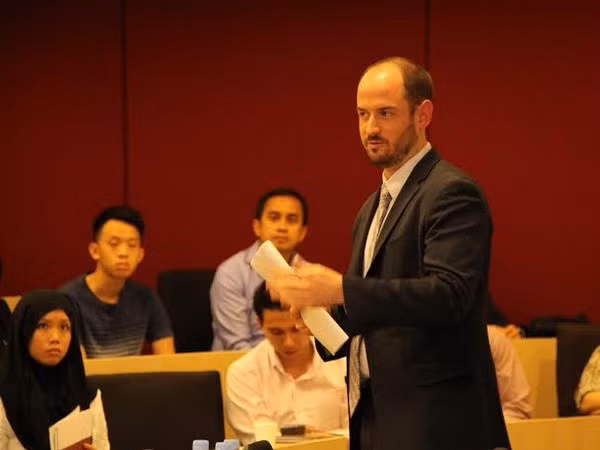 Học giả Mỹ, Singapore lên án Trung Quốc vi phạm chủ quyền lãnh hải Việt Nam ảnh 1