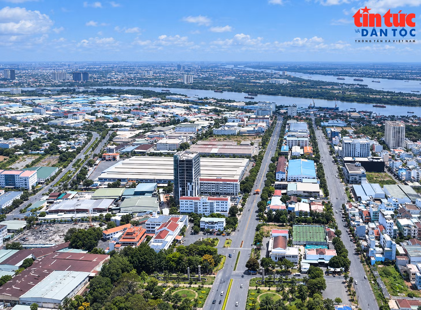 baotintuc_tr_cong-nghiep.png
