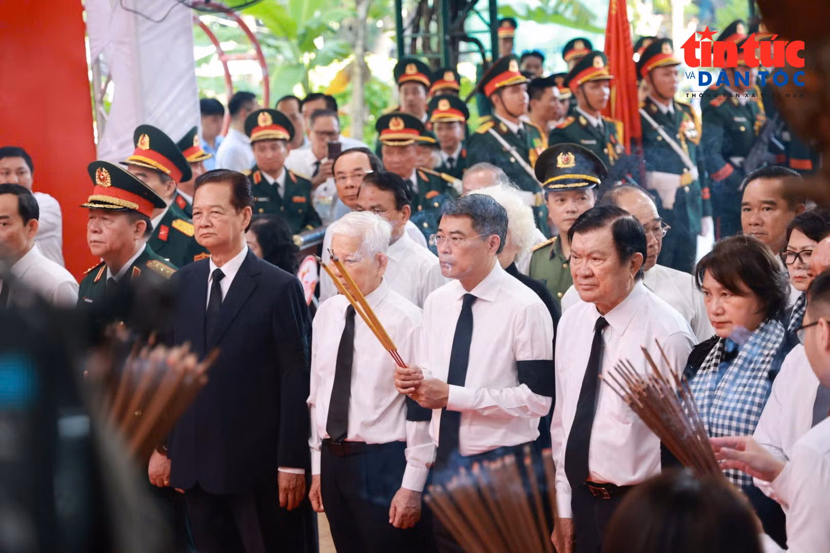 baotintuc_tr_viengmoi.jpg