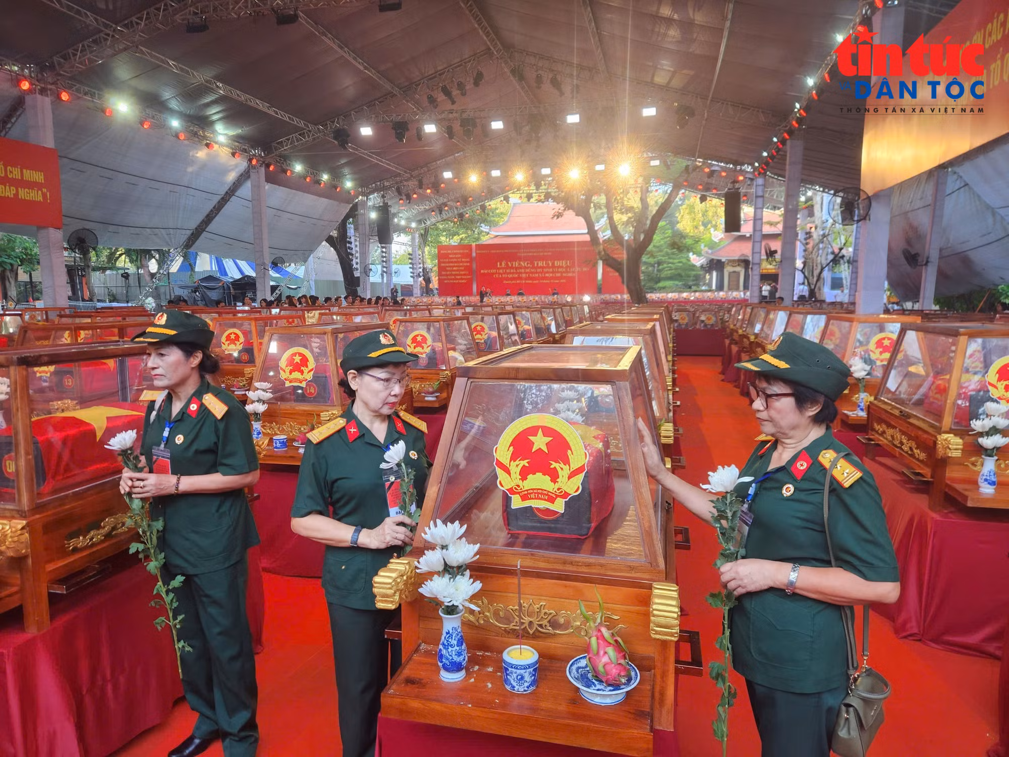 baotintuc_tr_hoatrang.jpg