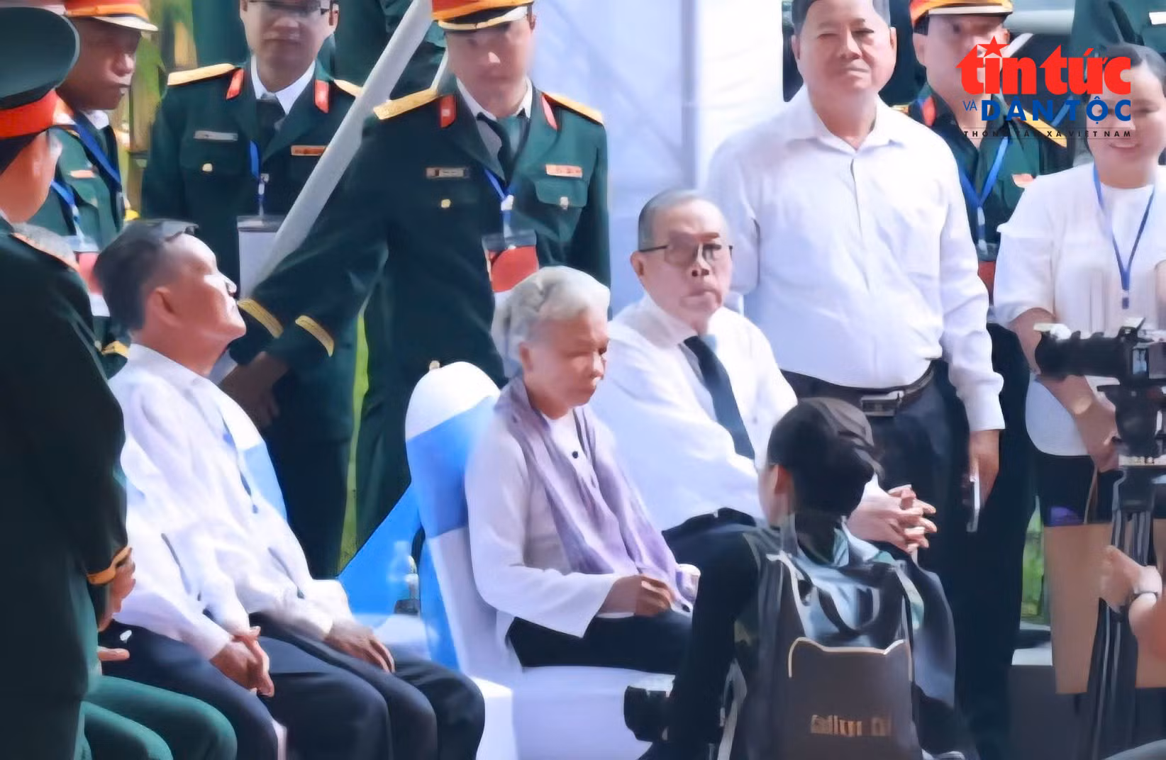 baotintuc_tr_xuc6.jpg