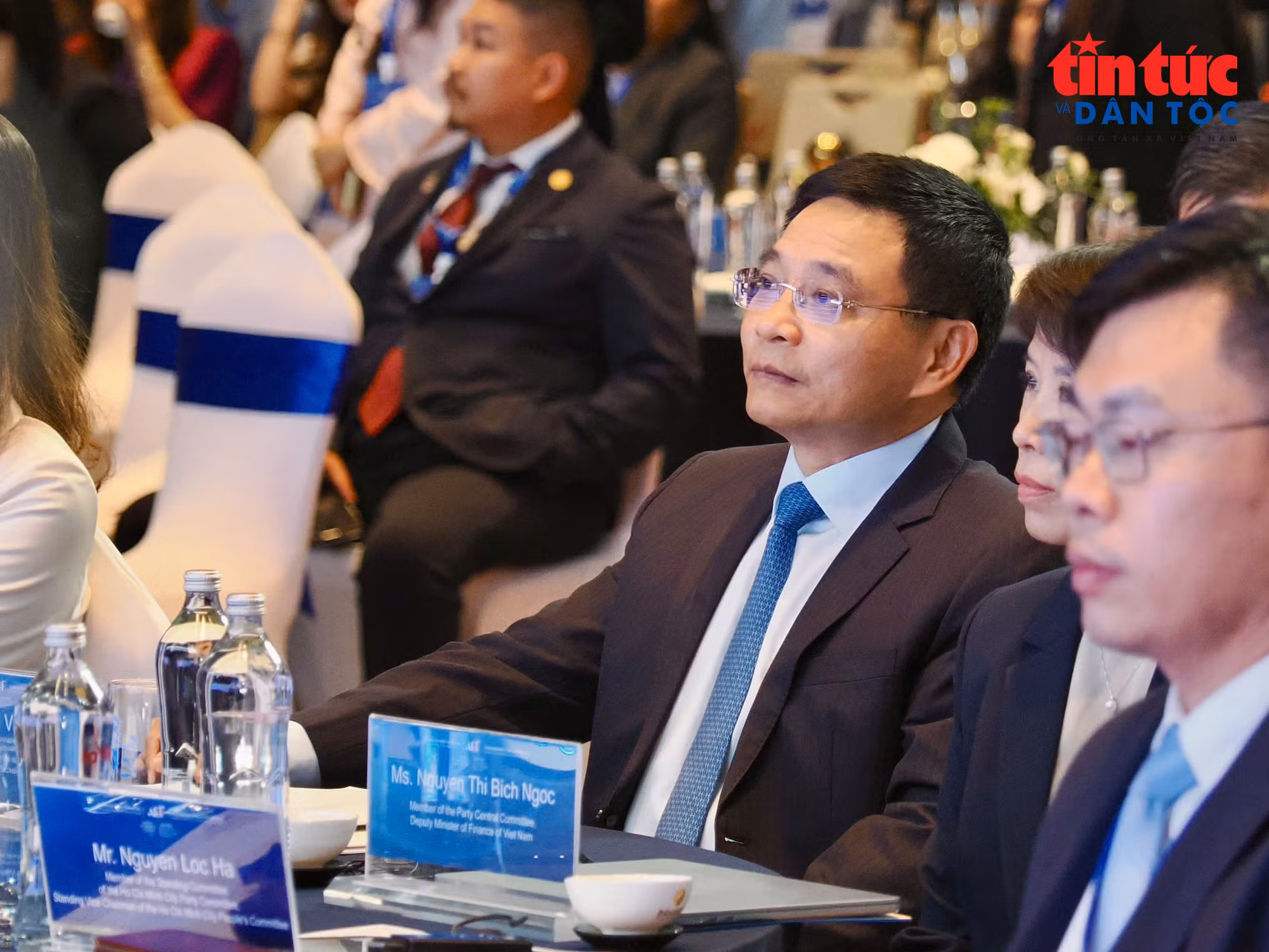 baotintuc_tr_ong-phomn.jpg