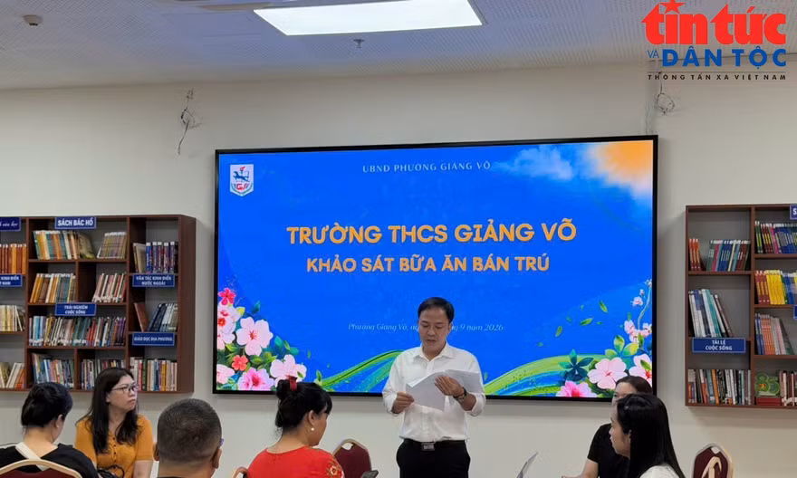 Phụ huynh cùng khảo sát chỉ số hài lòng bữa ăn bán trú