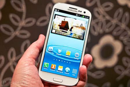 Nhiều cửa hàng ở Mỹ hạ giá bán Samsung Galaxy S III ảnh 1