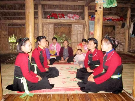 Giữ gìn làn điệu Sình ca ảnh 2