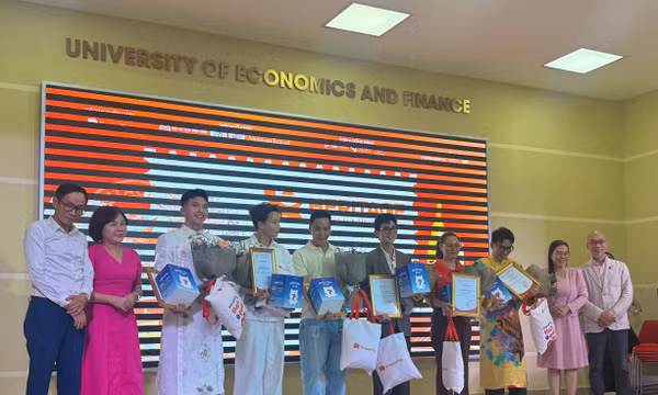 Khơi dậy tình yêu di sản cho sinh viên TP Hồ Chí Minh