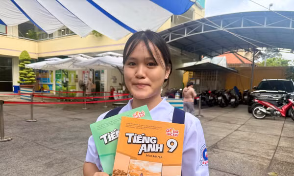 TP Hồ Chí Minh: Chưa đủ sách giáo khoa, phụ huynh cần làm gì?