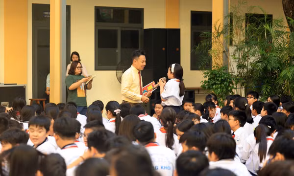 TP Hồ Chí Minh: Giảm 2.745 vị trí hiệu trưởng, hiệu phó sau sắp xếp