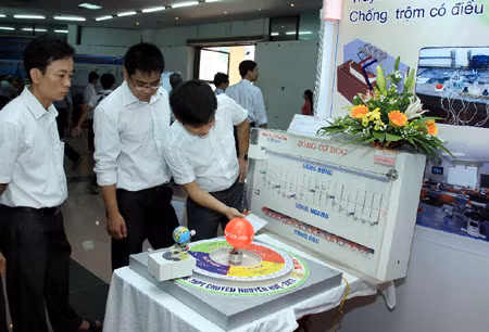 Đồ dùng dạy học khó với trường chuyên biệt ảnh 1