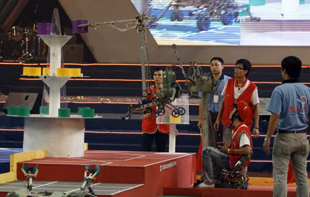 Đêm chung kết Robocon Vietnam 2012 ảnh 3