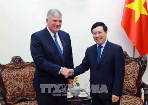 Phó Thủ tướng Phạm Bình Minh tiếp Chủ tịch Tổ chức nhân đạo Quốc tế, Hoa Kỳ ảnh 1