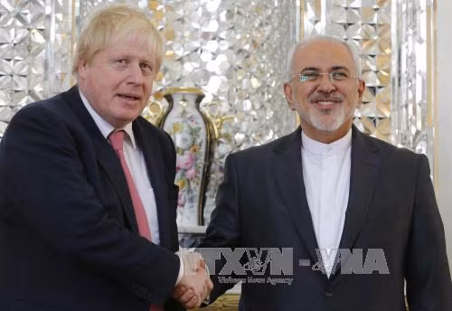 Ngoại trưởng Anh thăm Iran, khẳng định tuân thủ thỏa thuận hạt nhân lịch sử ảnh 1