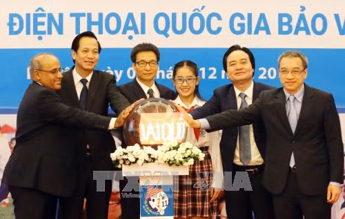 Khai trương Tổng đài điện thoại quốc gia bảo vệ trẻ em - 111 ảnh 1