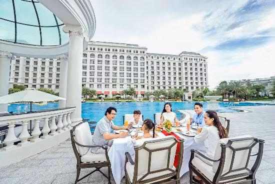 Vinpearl Festive Holidays: Đón lễ ở thiên đường, tưng bừng nhận quà khủng ảnh 1