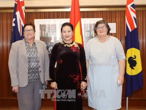 Chủ tịch Quốc hội gặp lãnh đạo Thượng viện, Hạ viện bang Tây Australia ảnh 1