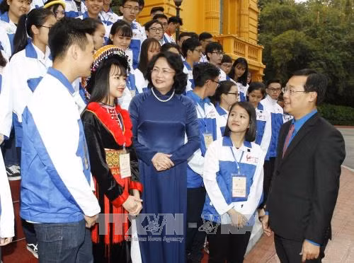 Niềm đam mê tìm hiểu lịch sử, văn hóa dân tộc luôn thường trực trong thế hệ trẻ ảnh 1