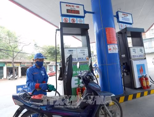 Giải quyết rào cản kinh doanh phổ biến xăng sinh học E5 ảnh 1