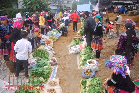 Độc đáo chợ phiên Tam Đường đất ảnh 7